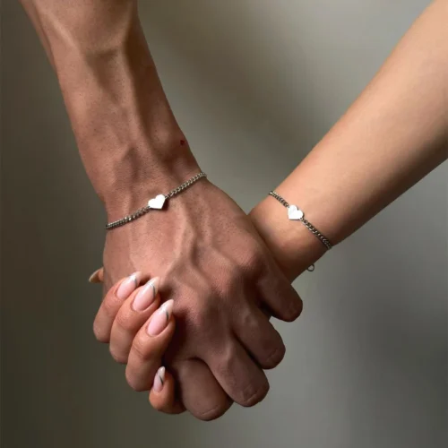2 stainless steel material love bracelet set for couples, women’s fashionable and exquisite chain bracelet, wearable all year ro