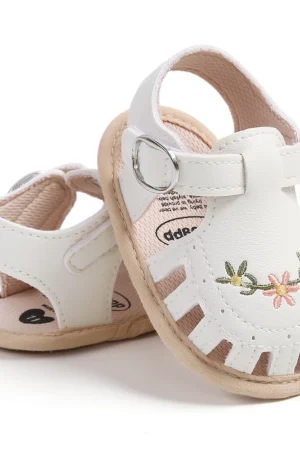 2024 Newborn Baby Girl Sandals Summer Embroidered Leisure Comfortable Lightweight Floral Soft Sole Wrap Toe Sandals For 0-18M