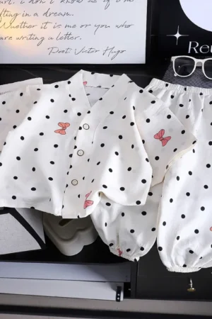 Kids Summer Thin Pajamas Set Boys Girls Cute Cartoon Print Short Sleeve V-neck T-shirt + Pants Sleepwear Baby Leisure Loungewear